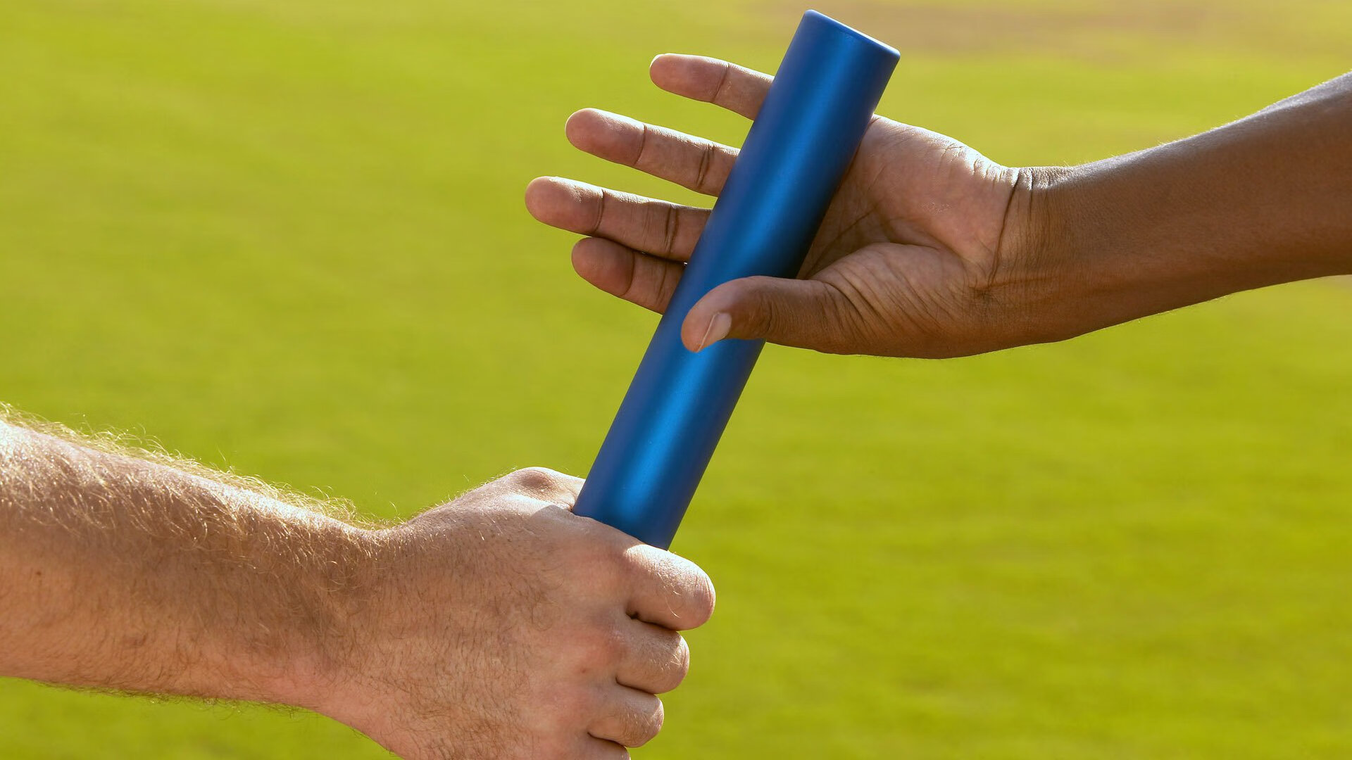 内马尔因膝伤缺席美洲杯，巴西队表现受影响，内马尔在巴西哪个俱乐部