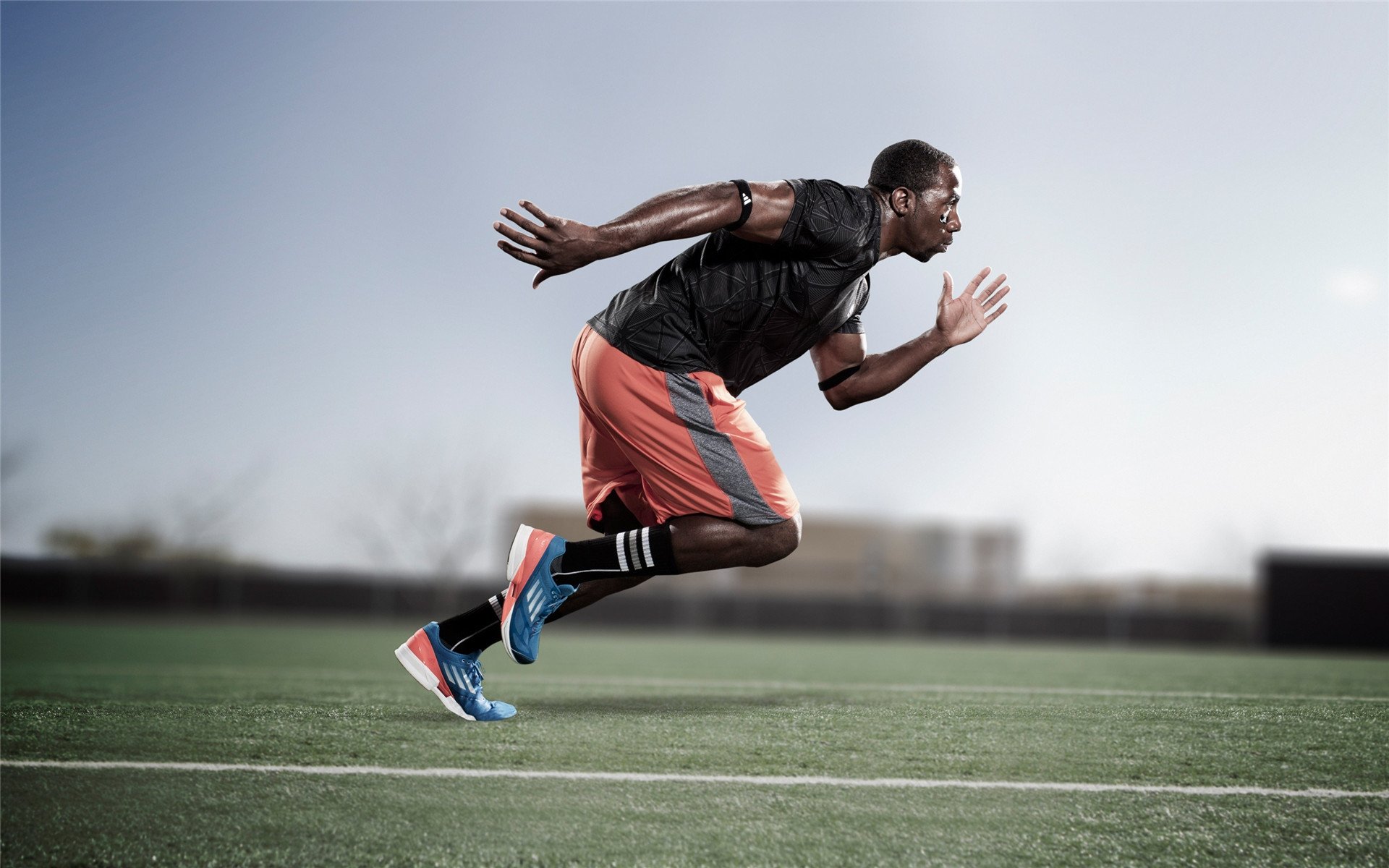 维尔·冯·威克：凭借强劲的冲击力和高效配合，持续为南非队带来攻势