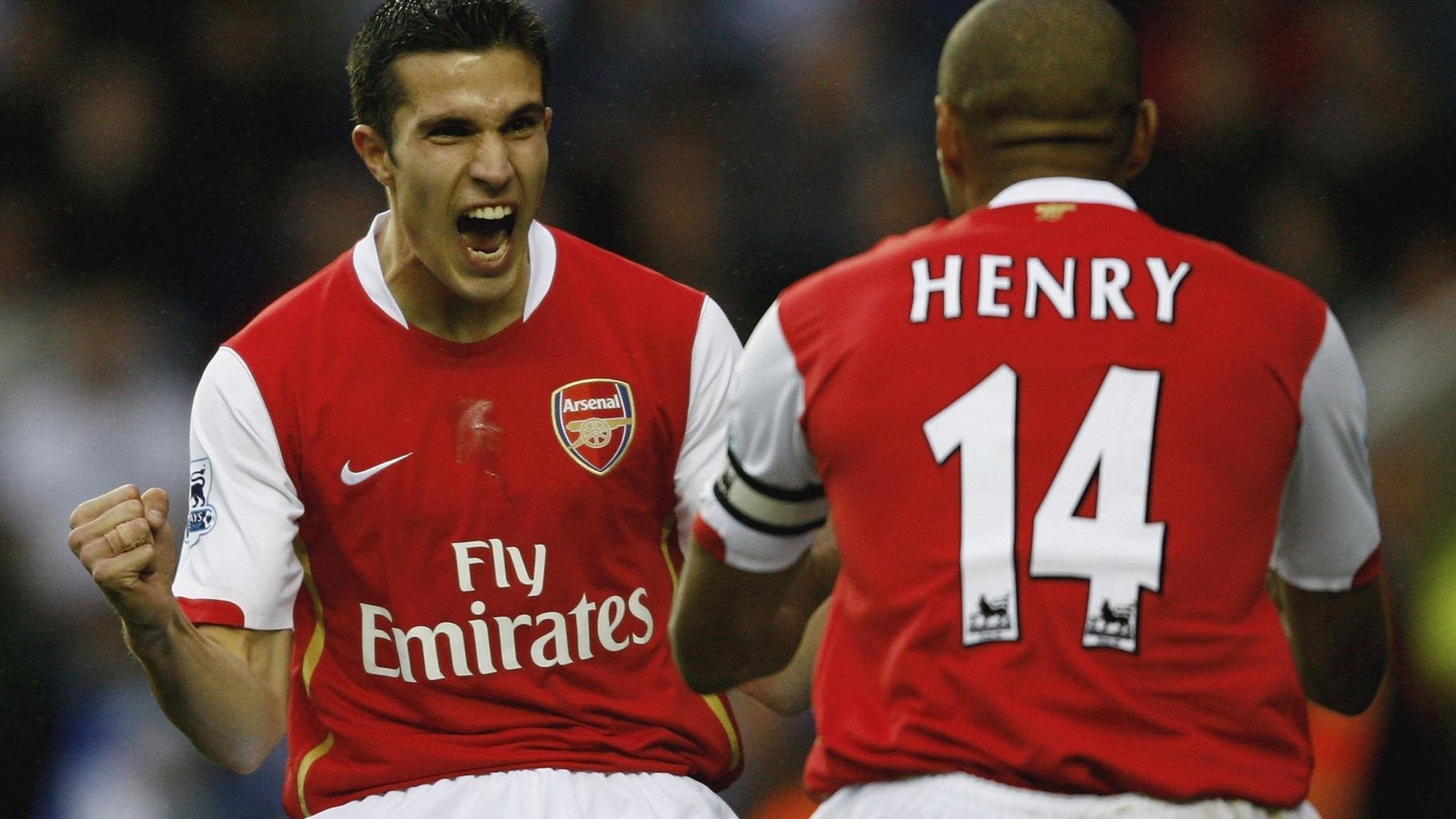 开云体育APP-英超争冠季：悬念持续升温，精彩无限！，英超冠军悬念